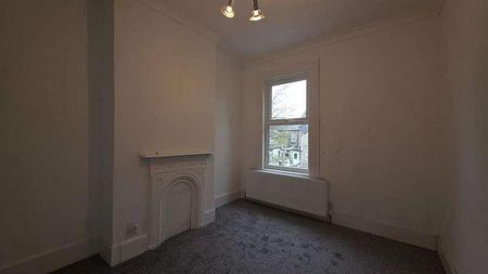 Abbots Road, London, E6 - Photo 3