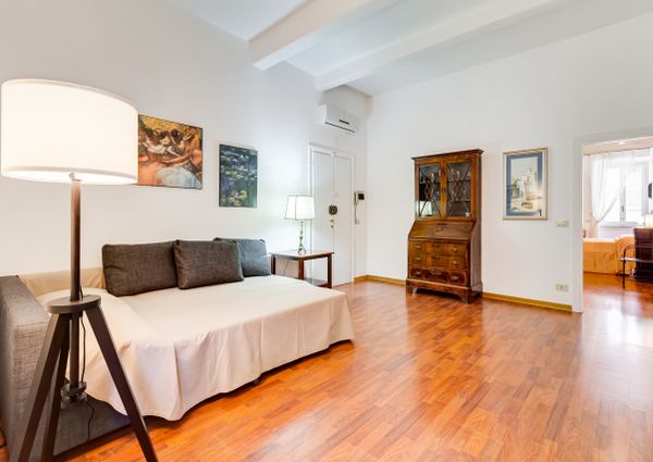 VATICANO / BORGO - SPLENDIDO BILOCALE IN LOCAZIONE