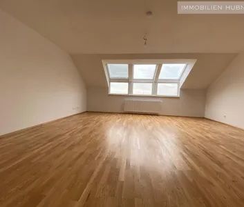 Top-sanierte, helle, super-großzügige 3-Zimmer-Neubauwohnung in der Lobmeyrgasse! - Photo 2