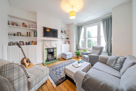 3 bedroom maisonette to rent - Photo 2