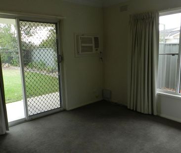 Neat & Tidy Home in South Shepparton! - Photo 1