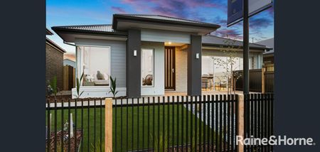 27 Padma Boulevard, Tarneit, VIC 3029 - Photo 2