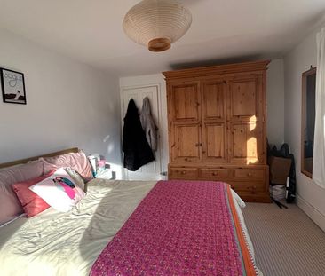 2 Bed Flat, Balham, SW12 - Photo 4