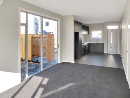 Waterloo Living - Photo 2