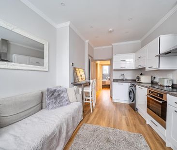 1 bedroom flat to rent - Photo 3