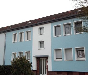 Bezugsfertige Wohnung mit Einbauküche und Balkon! - Photo 4