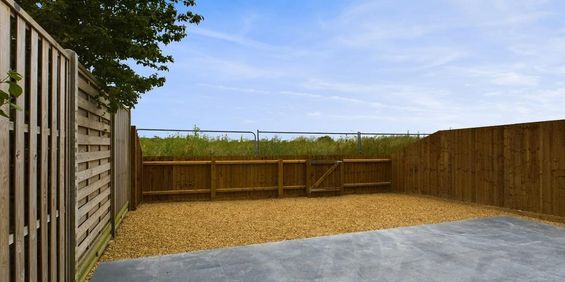 3 bedroom semi-detached house to rent - Photo 3
