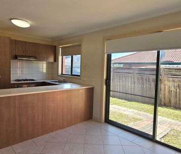 Neat 2 Bedroom Unit - Photo 6