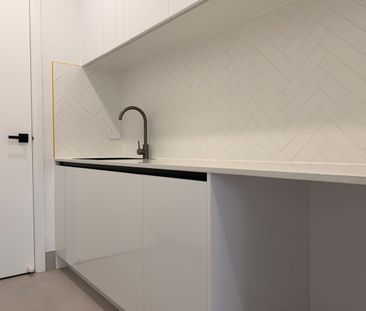 PRIME LOCATION – BRAND NEW TOWNHOUSE FOR LEASE - Photo 5