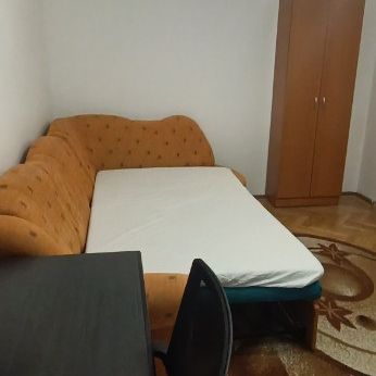 Închiriez garsoniera zona Piața Norilor - Photo 1