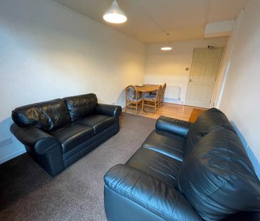 4 Bed End Terrace, Langwood Close, CV4 - Photo 1