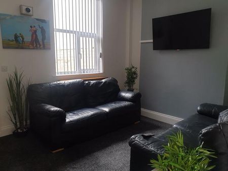 6 bedroom house share to rent - Photo 2