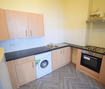 1 bedroom ground floor flat to rent - Photo 5