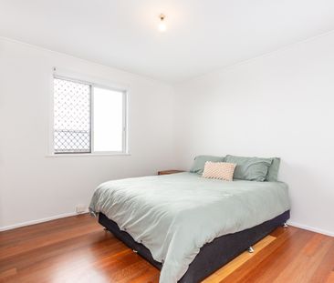 8 View Street, Woody Point QLD 4019 - House For Rent | Domain - Photo 4