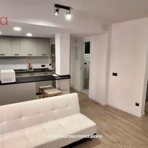 Apartamento en alquiler en Calle de Martínez Campos, 8 - Foto 1