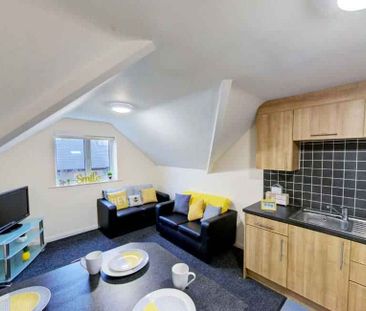 Bronze 2 Bed Apartment - Photo 1