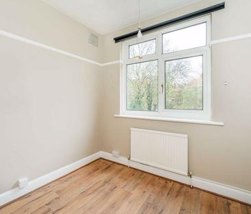 4 bedroom detached house to rent - Photo 5