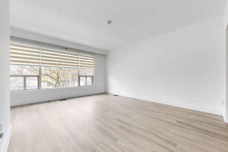For Lease - 809A St Clair Avenue, Toronto, Ontario - Photo 4