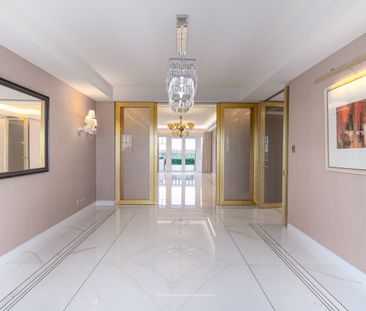 Traditional townhouse in the heart of Kensington - Photo 5
