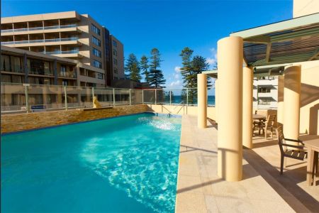 One-Bedroom Unit with Views of Manly Beach - Photo 5