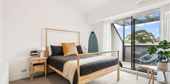 Executive Style Split-Level One Bedroom with Dual Balconies - Photo 2