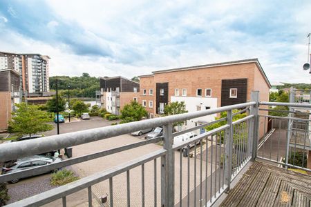 2 bedroom apartment to rent - Photo 4