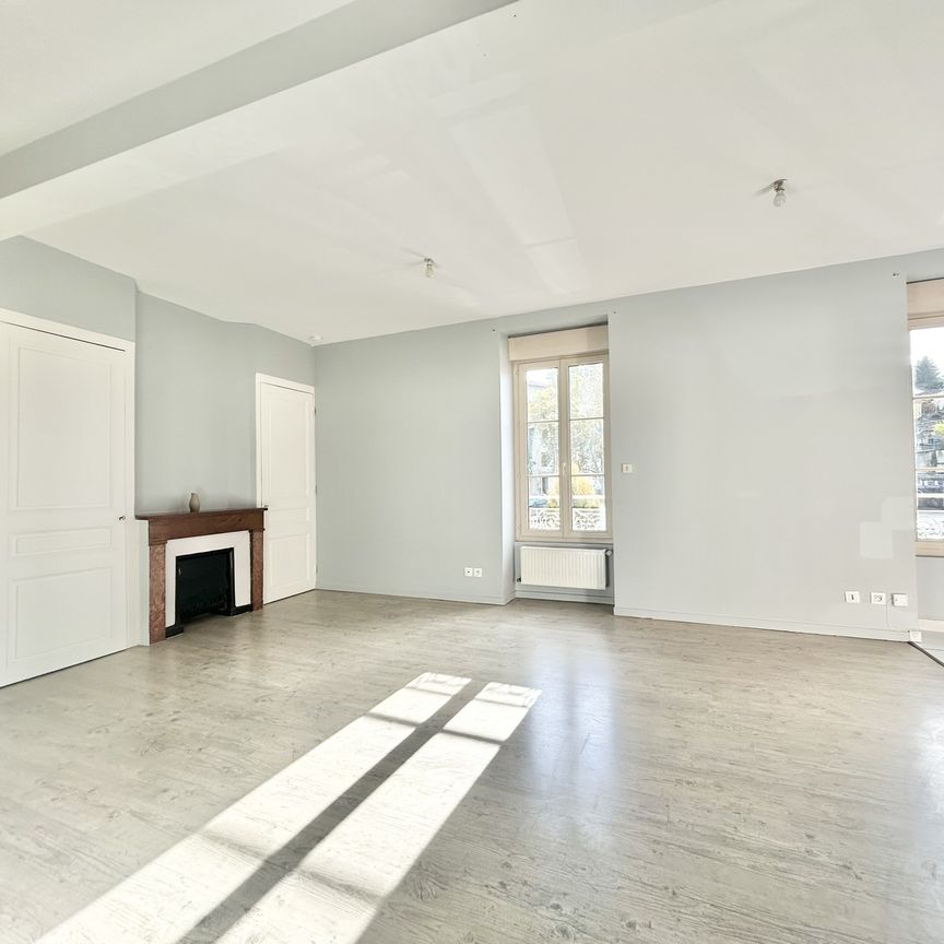 Location Appartement 4 pièces 82m² RIVE DE GIER 42800 - Photo 1