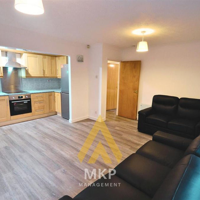 2 bedroom flat to rent - Photo 1