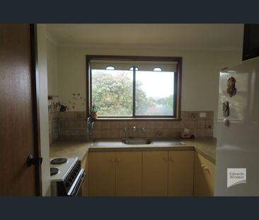 6/50a Barossa Road, Glenorchy, Tas 7010 - Photo 5