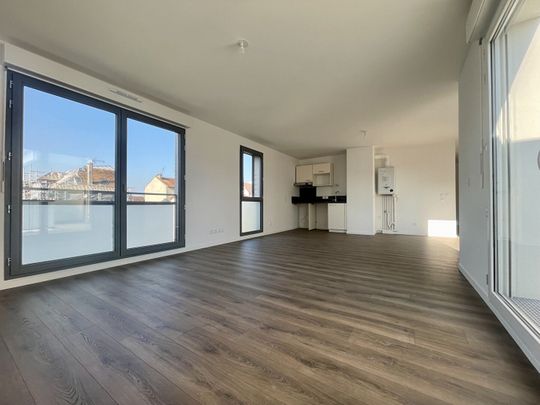 À louer : Appartement 4 pièces de grand standing à Melun - Photo 1