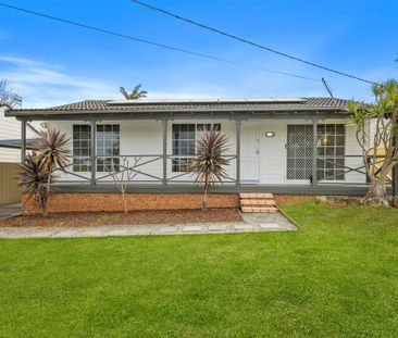 Comfortable Family Home in Convenient Location - Photo 6