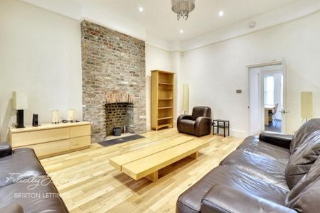 3 bedroom flat to rent - Photo 2