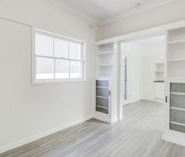 26 Mangerton Road, Wollongong, NSW 2500 - Photo 2