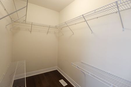 For Lease - 1330 Kestell Boulevard, Oakville, Ontario - Photo 3