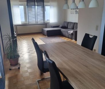 Hehlrath: Helle 3-Zimmer-Wohnung mit Balkon - Photo 1