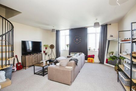 2 bedroom apartment to rent - Photo 2