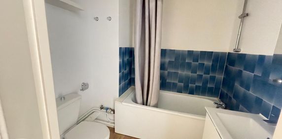 Location Appartement 1 pièce 28m² LILLE 59000 - Photo 2