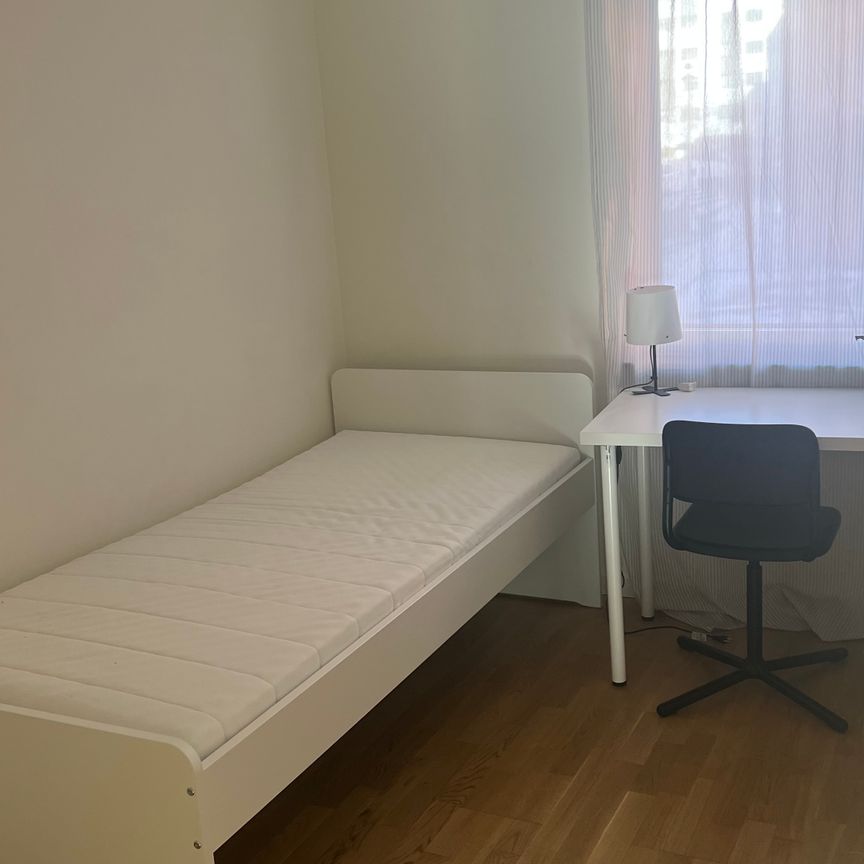 Studentvägen, Huddinge - Photo 1
