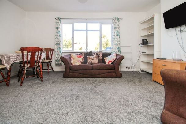 Brassey Road, Bournemouth - Photo 1