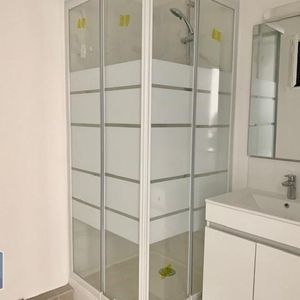 Location Appartement 2 pièces 30m² MARSEILLE 5ème - Photo 3