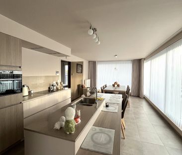 Prachtige penthouse in centrum Zwevezele met 2 slaapkamers! - Foto 1