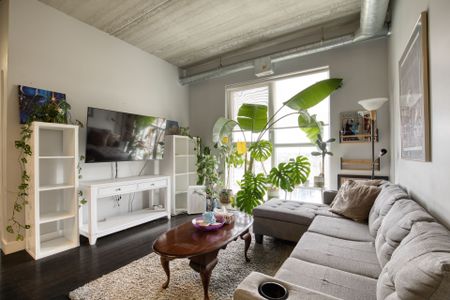 For Lease - 36 Regina Street Unit# 403, Waterloo, Ontario - Photo 4