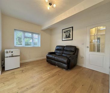 3 bedroom detached house to rent - Photo 1