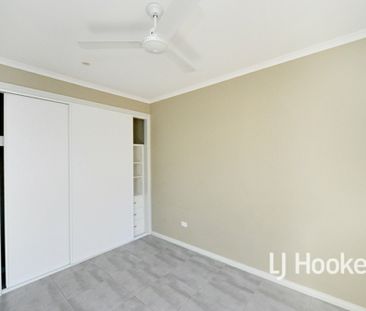 3 BEDROOM 2 BATHROOM HOUSE IN STUART - MODERN AND SPACIOUS - Photo 2