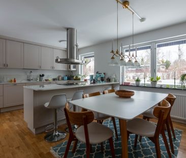 Tyresö - 1rok - tillsv - 5.750kr/mån - Photo 1