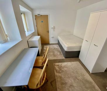 1 bedroom flat to rent - Photo 6