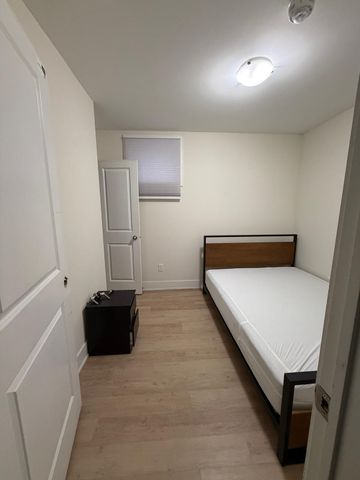 149 Henderson - Photo 5