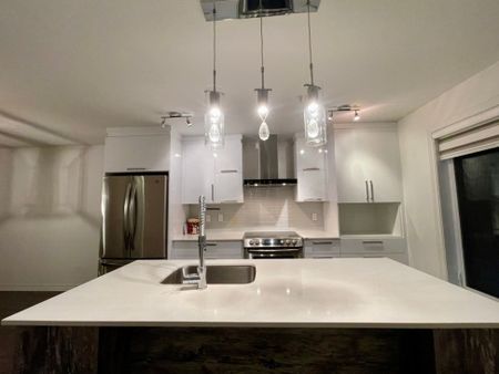 Appartement à louer - Longueuil (Saint-Hubert) (Sir-Wilfrid-Laurier) Appartement à louer - Longueuil (Saint-Hubert) (Sir-Wilfrid-Laurier) - Photo 5