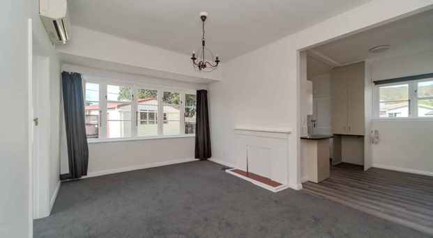 Sunny 3-Bedroom Home in Prime Epuni Location - Photo 1