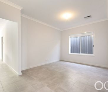 Open the Door to Hills Elegance - Photo 2